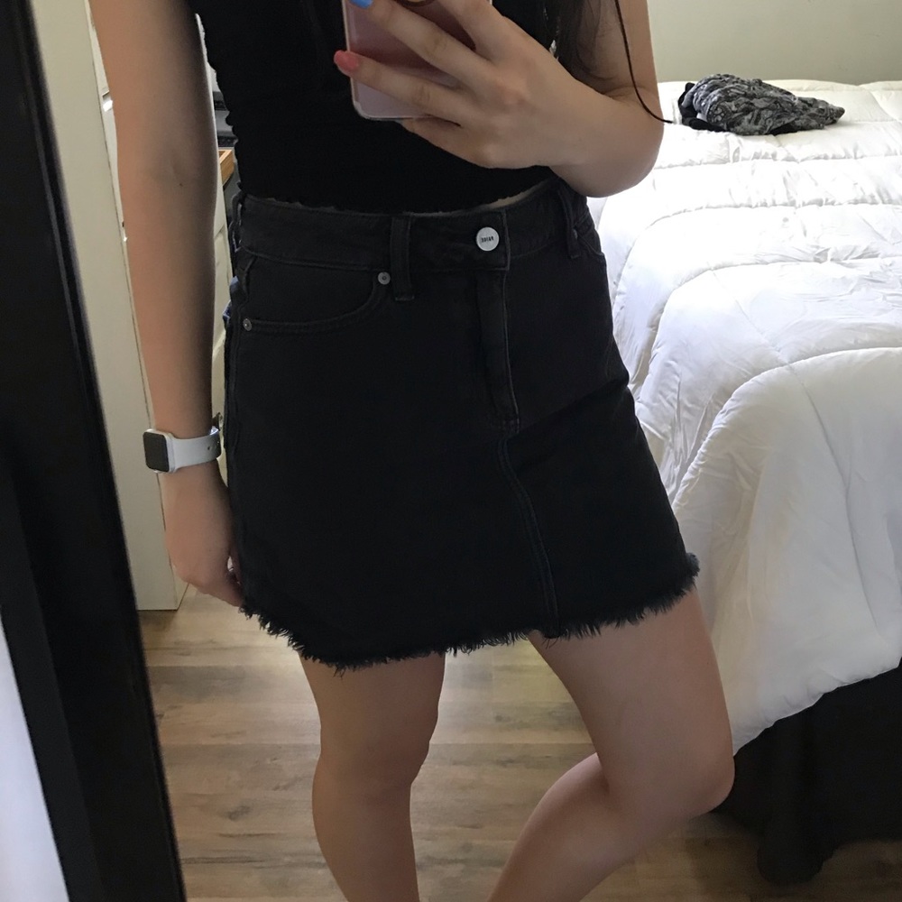paige denim black mini skirt